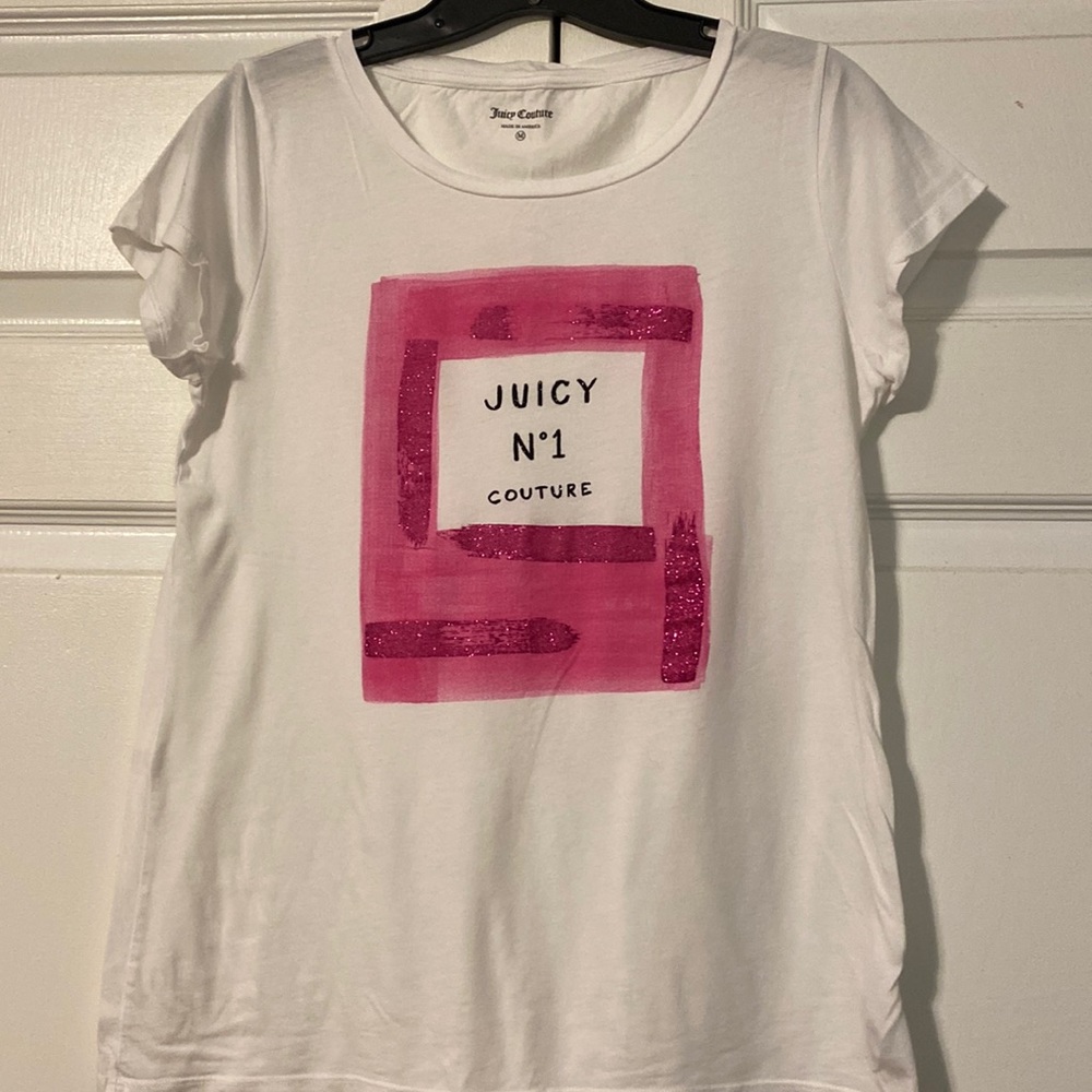 Juicy couture tee shirt. Size medium.